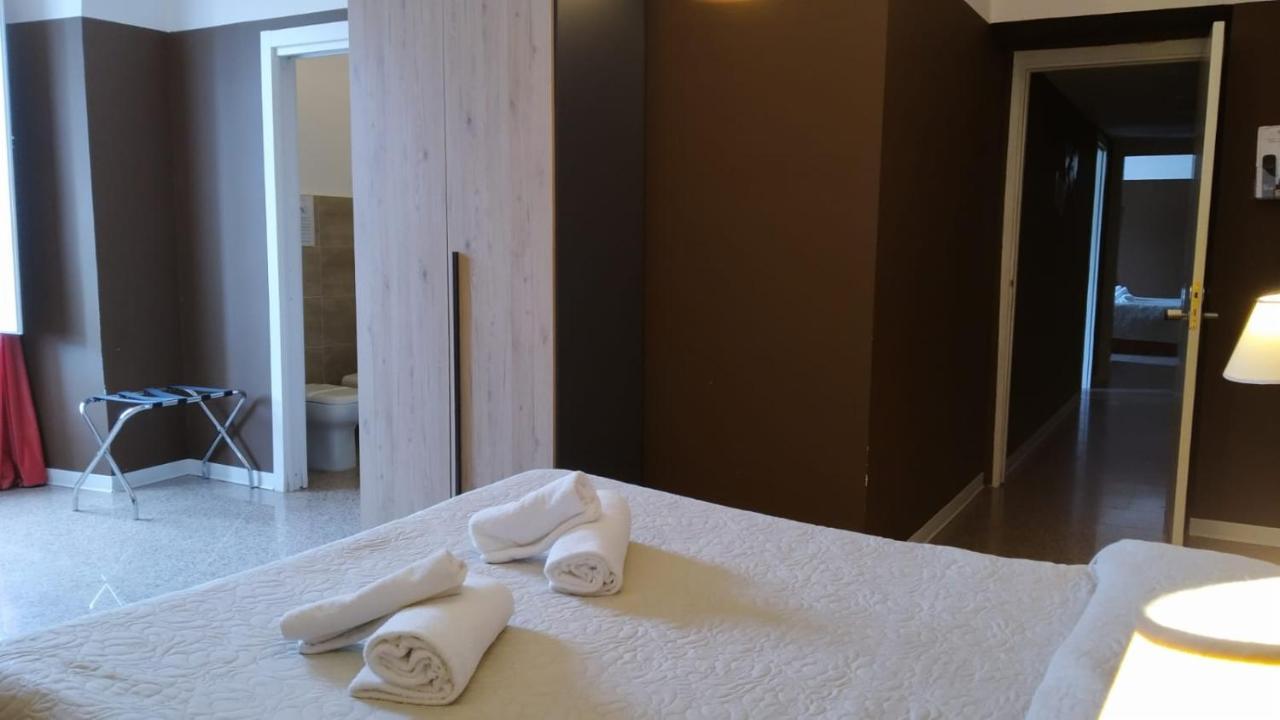Cconforthotels R&B Central Rooms バーリ エクステリア 写真